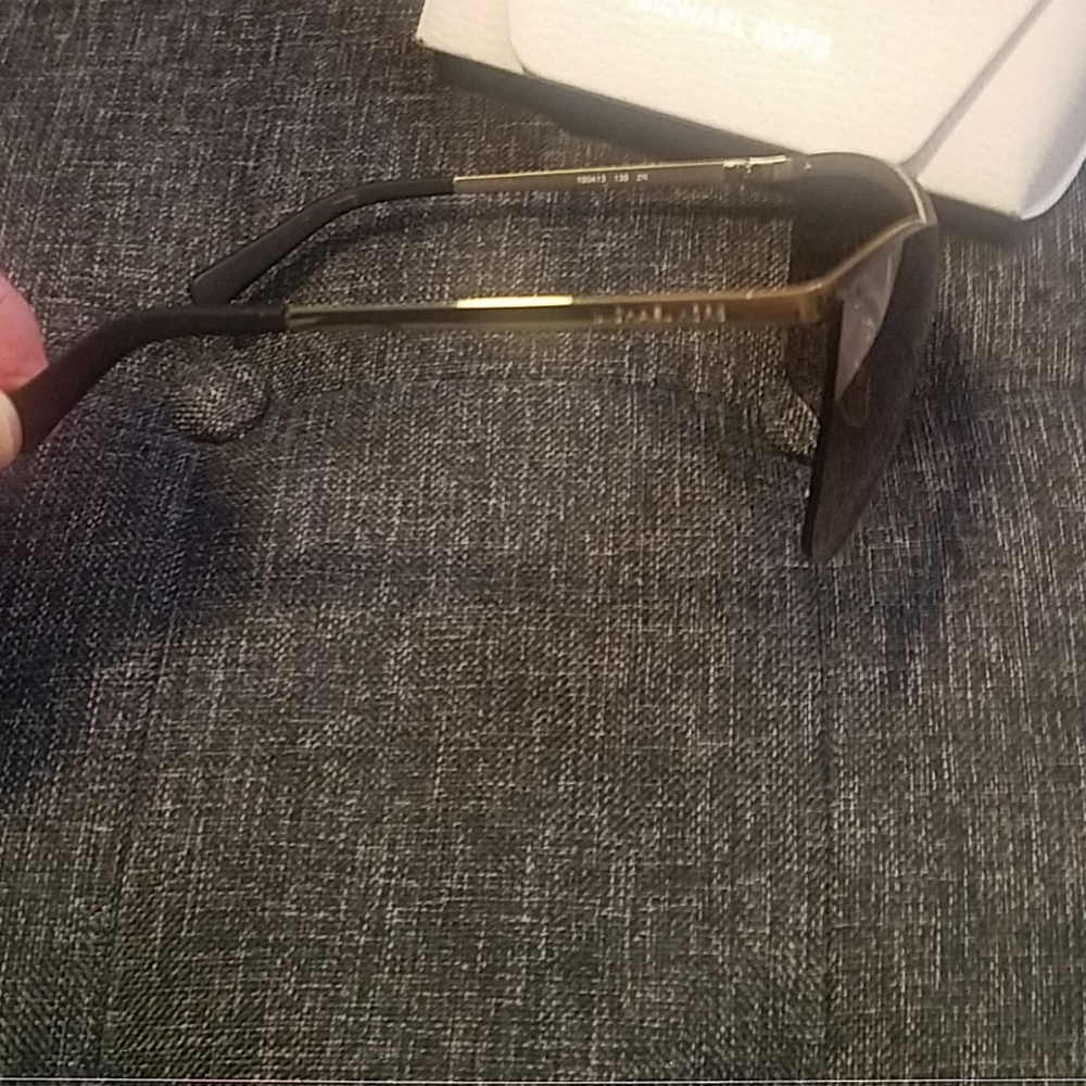 Sun Glasses - image 2